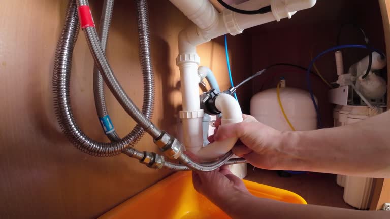 Best Tankless Water Heater Services  in Greens Farms, CT